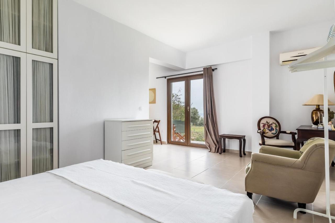 Oikia Guesthouse Stafylos Exteriér fotografie