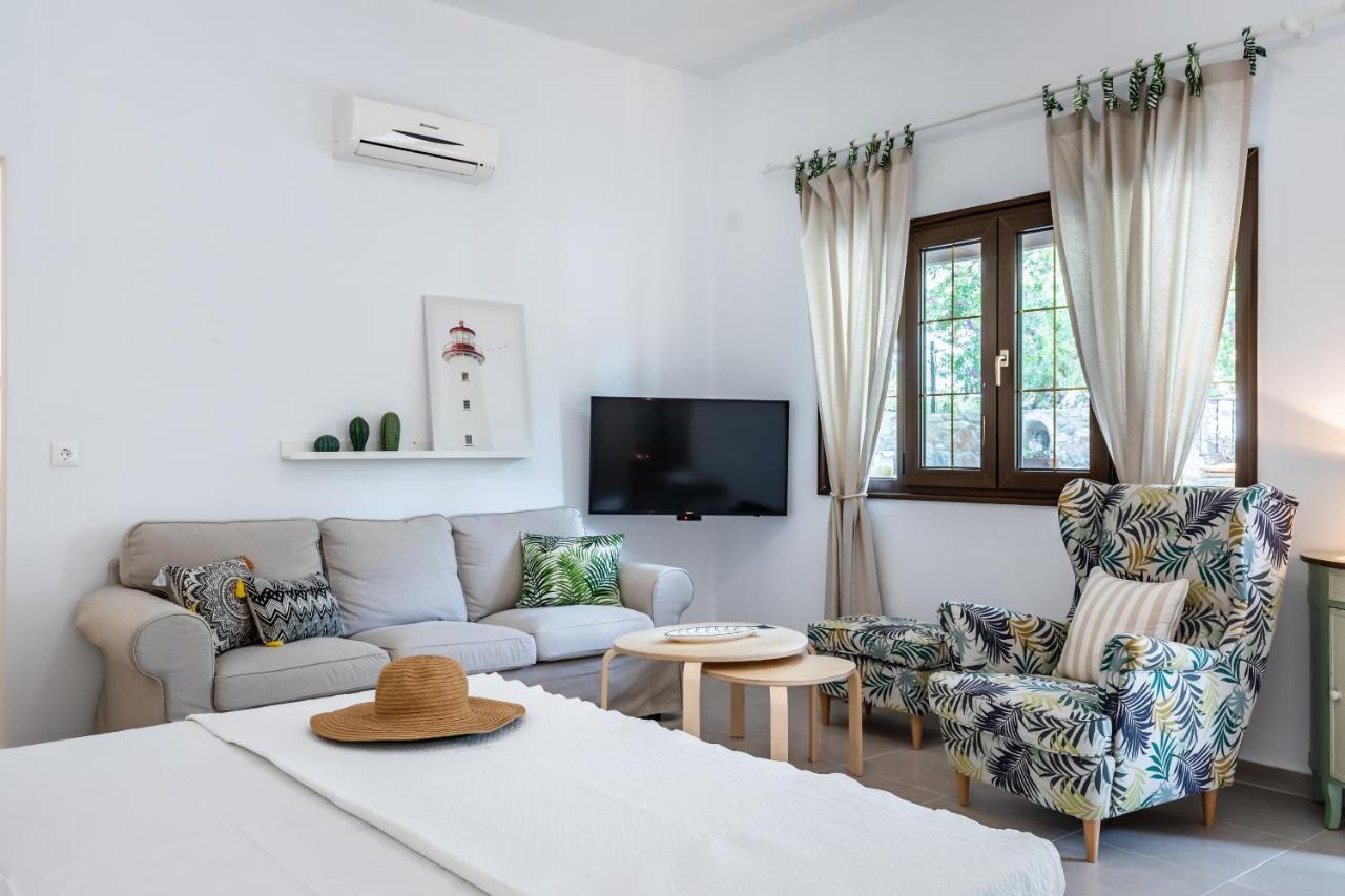 Oikia Guesthouse Stafylos Exteriér fotografie